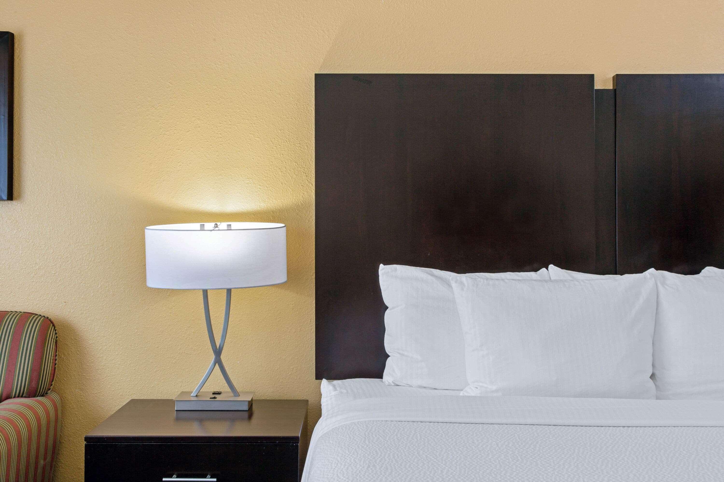 University Inn & Suites Berkeley Ngoại thất bức ảnh